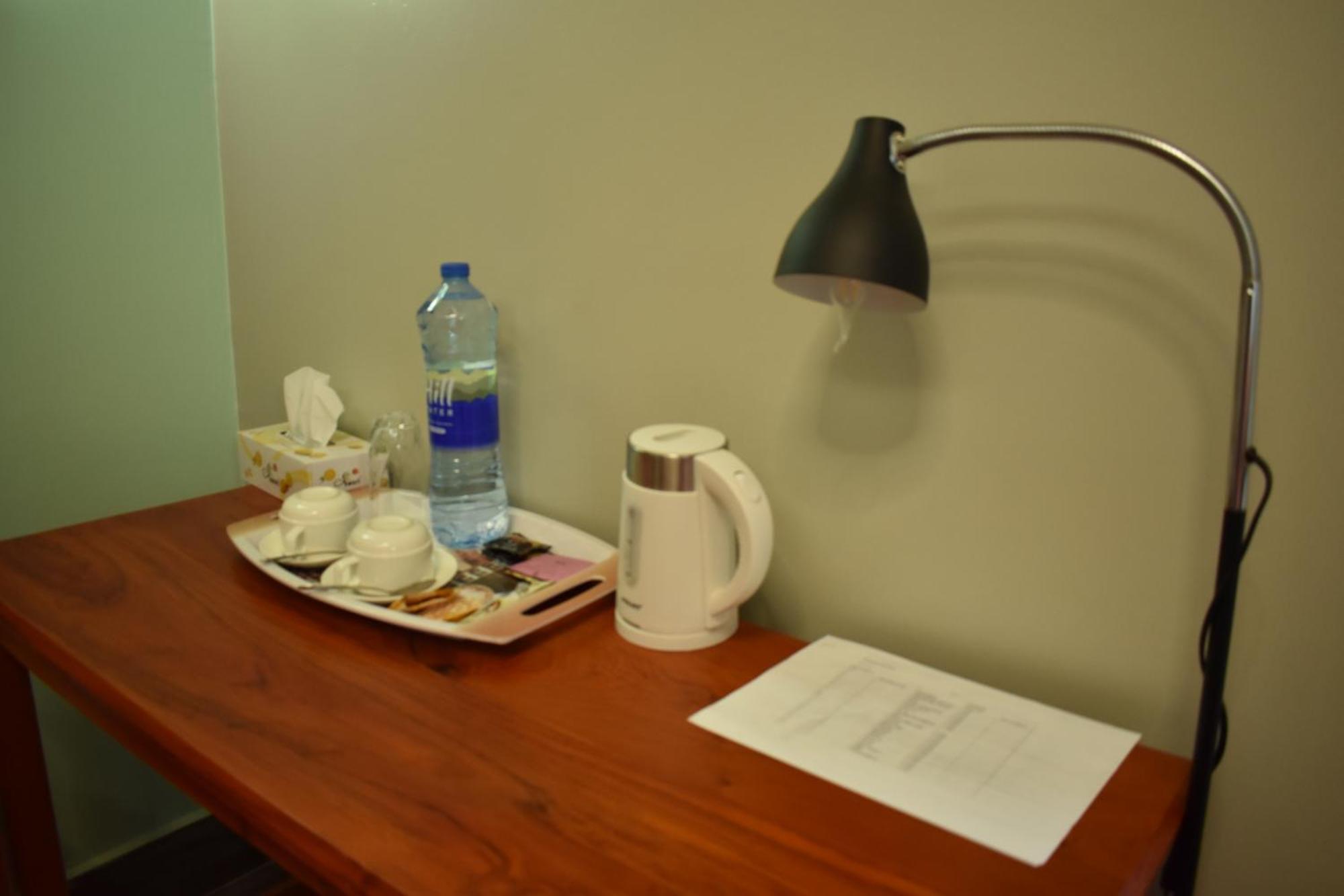Brand Hotel ドドマ エクステリア 写真