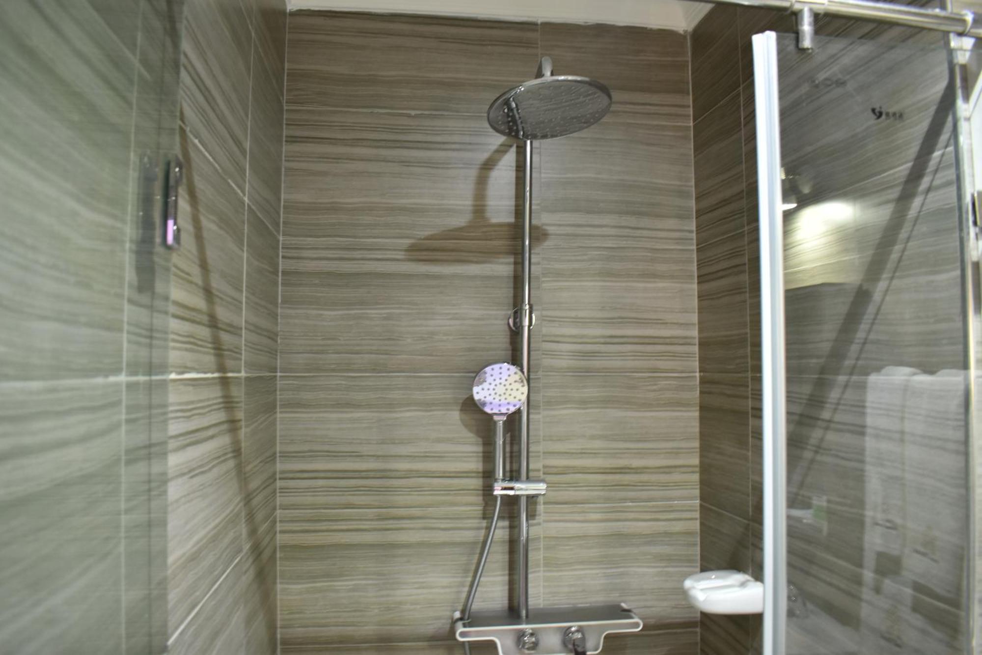 Brand Hotel ドドマ エクステリア 写真